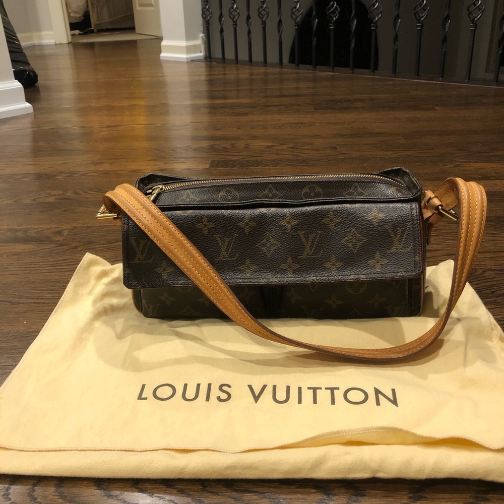 Louis Vuitton Purse